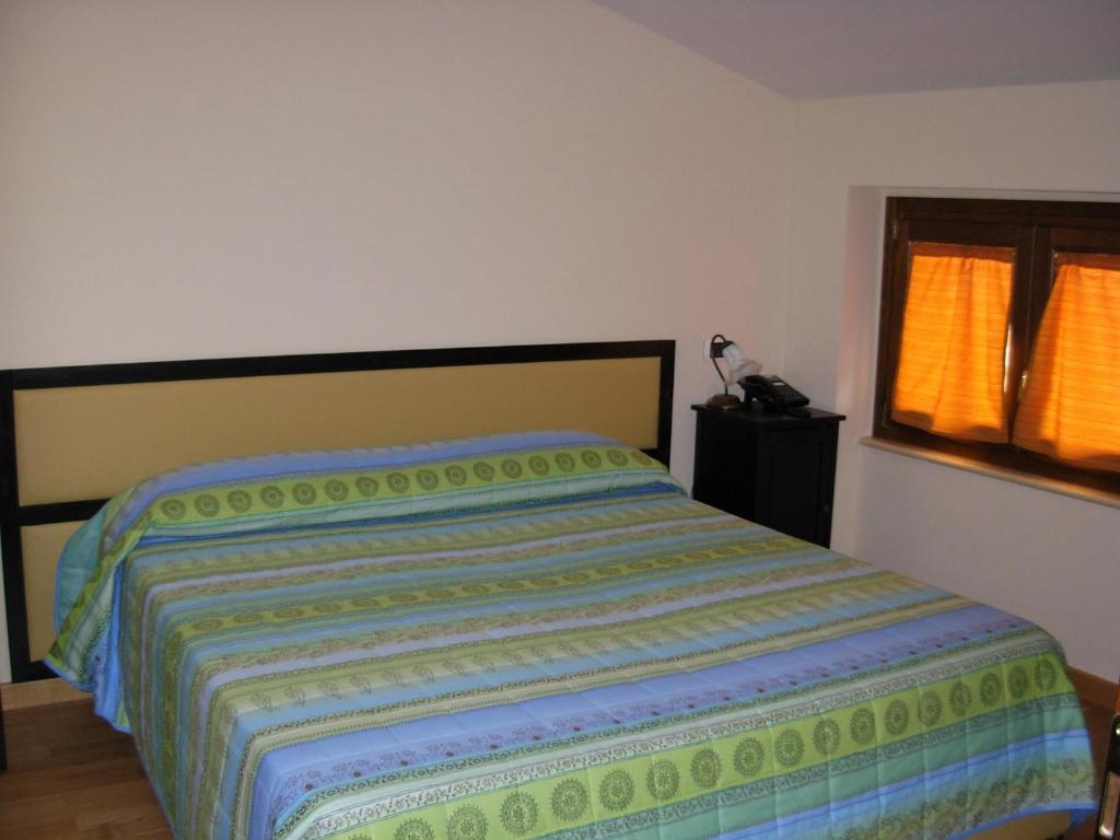 Hotel Michelangelo San Bartolomeo in Galdo Habitación foto